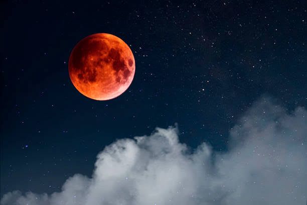 Blood moon to light up South Africa’s skies on Sunday evening