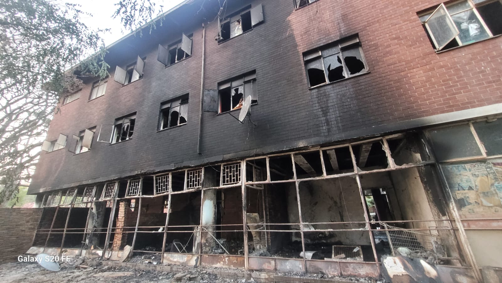 Two die in Pretoria fire at an abandoned building