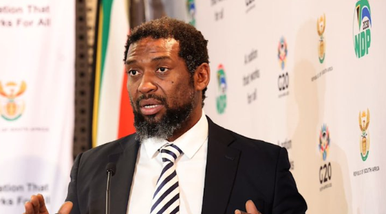 Teaching to resume next week at fire-damaged Fort Hare University, Minister Manamela Confirms