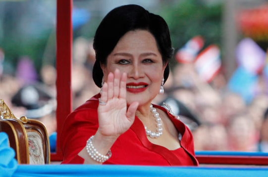 Thailand’s royal family mourns the loss of Queen Mother Sirikit, who died at 93