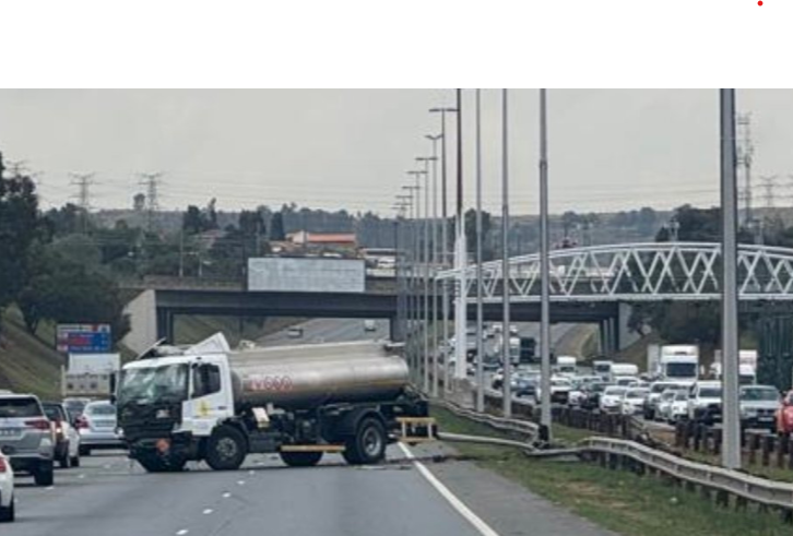 N1 South in Johannesburg reopened after oil tanker crash