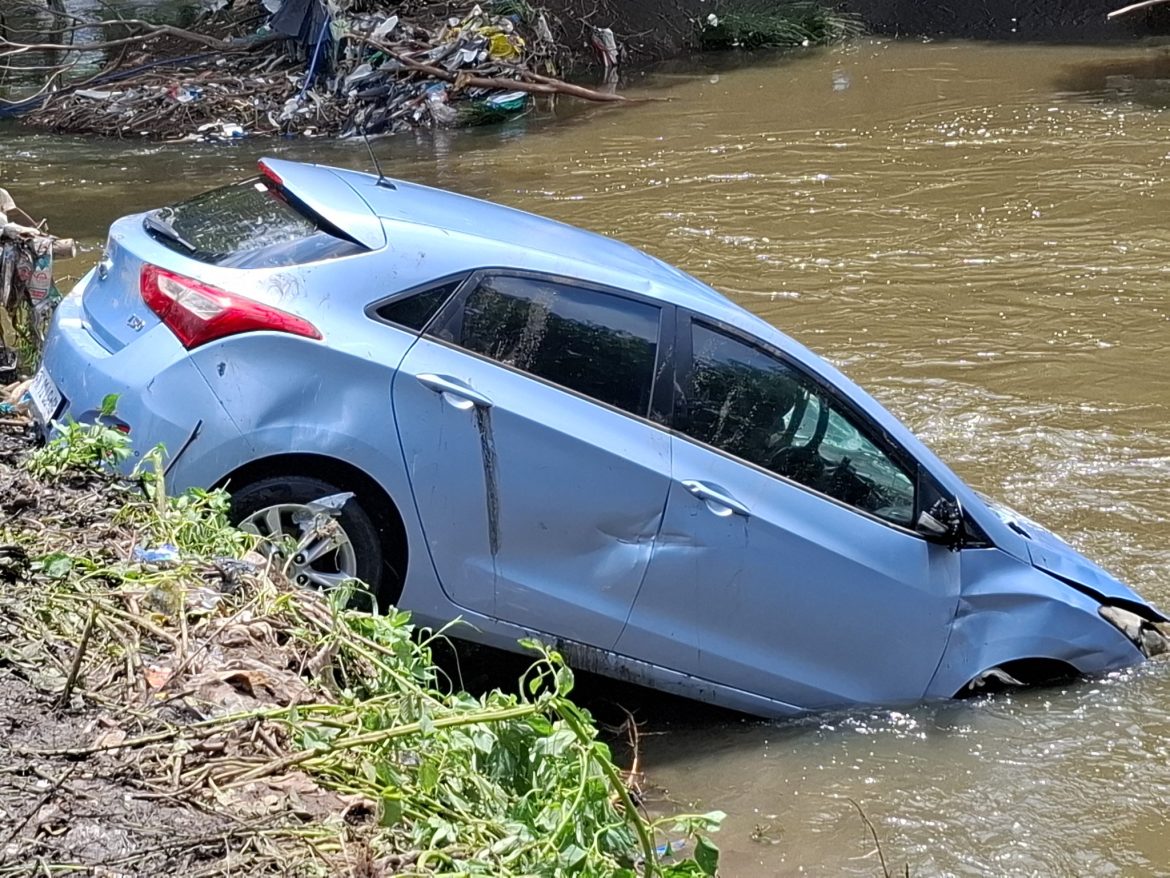 Two bodies recovered from submerged car in Hennops River