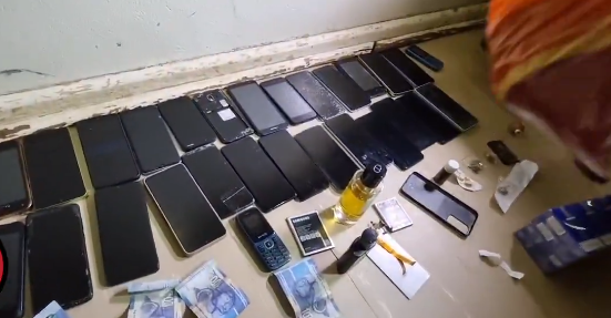 Watch: Corruption exposed in SA prisons as cash, syringes and cellphones are found 