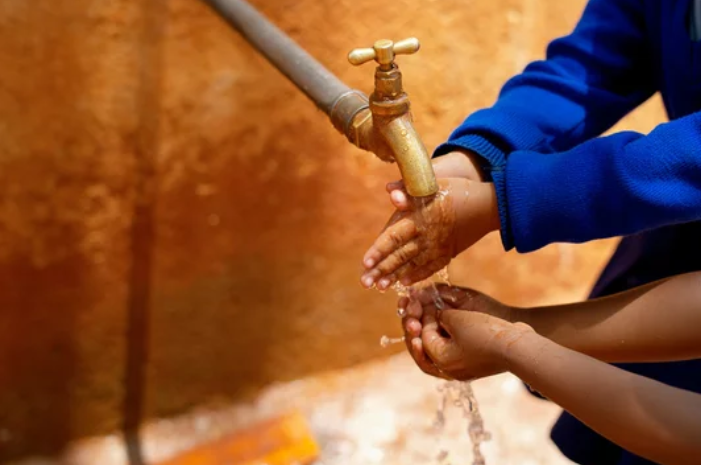 Minister Pemmy Majodina has authorised Rand Water to abstract an additional 200 million cubic metres from the Integrated Vaal River System (IVRS) until June 2026.