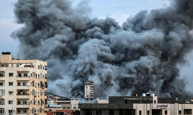 South Africans urged to evacuate the Middle East as soon as airspace opens amid escalating tensions