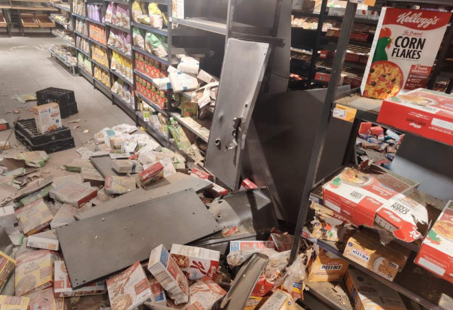 Bomb squad deployed to Pretoria Woolworths following night-time explosion