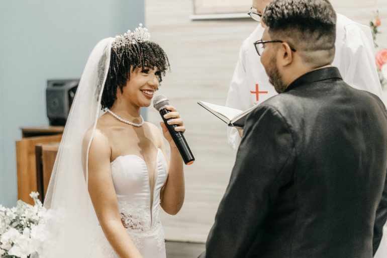 'My friend thanked all her friends at her wedding besides me' - The Blind Spot
