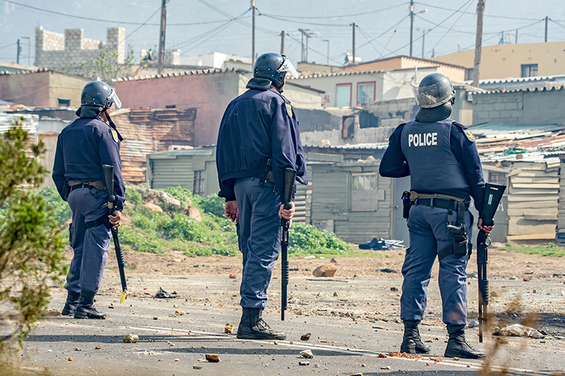 Ekurhuleni police station under scrutiny as some officers are not authorised to carry firearms 