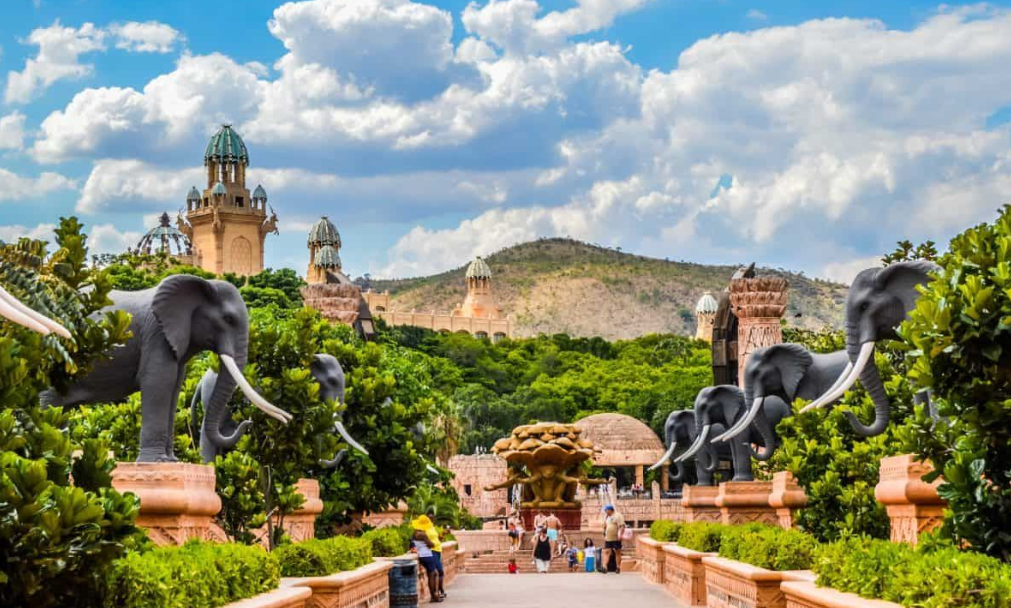 The ultimate local bucket list: Breathtaking places you need to see to believe